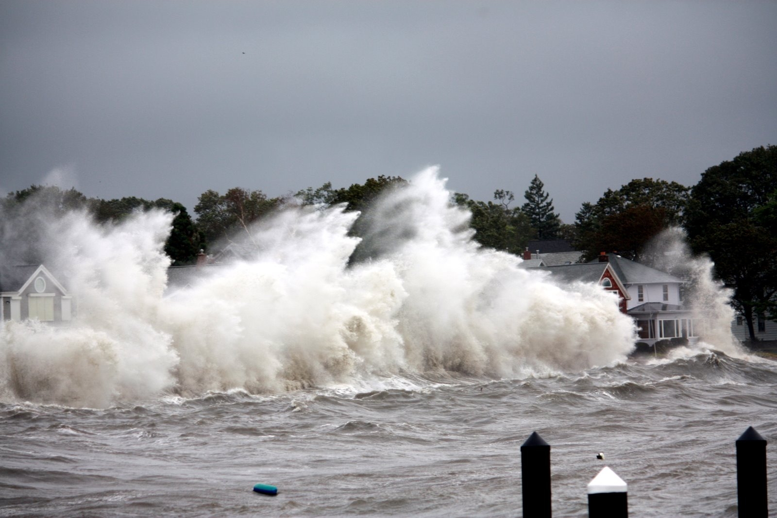 short beach giant wave front