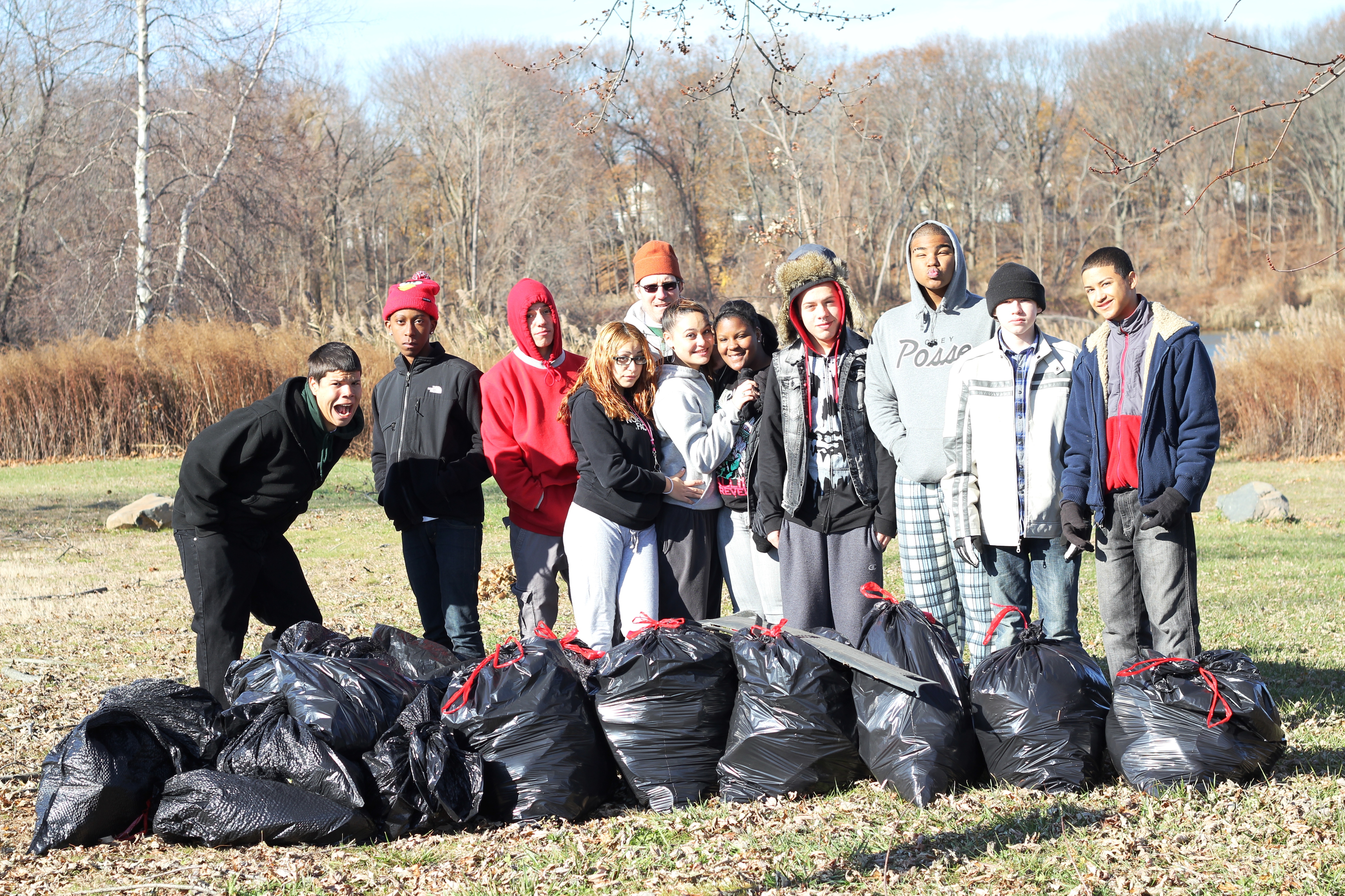 The group of Common Ground volunteers at the cleanup